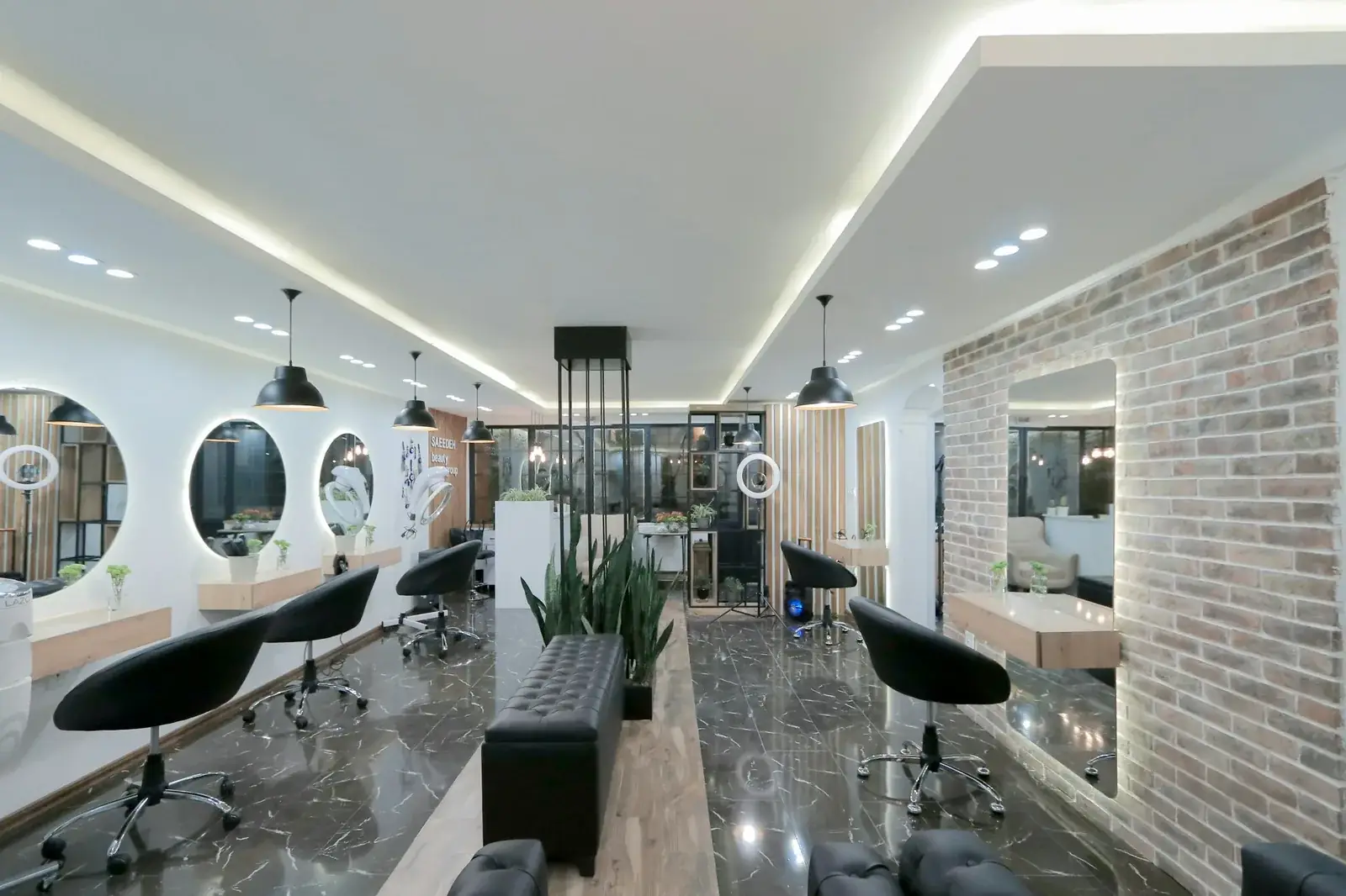 Hiraya salon interior